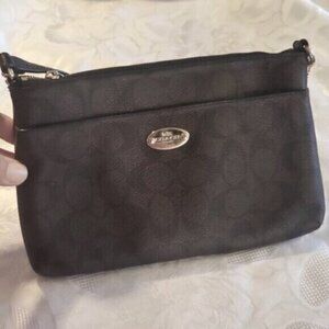 COACH Leather Wallet/ wristlet